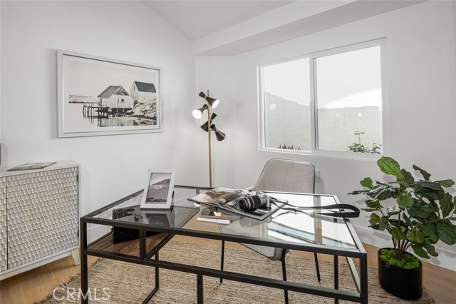 MLS #OC25238667 image #25