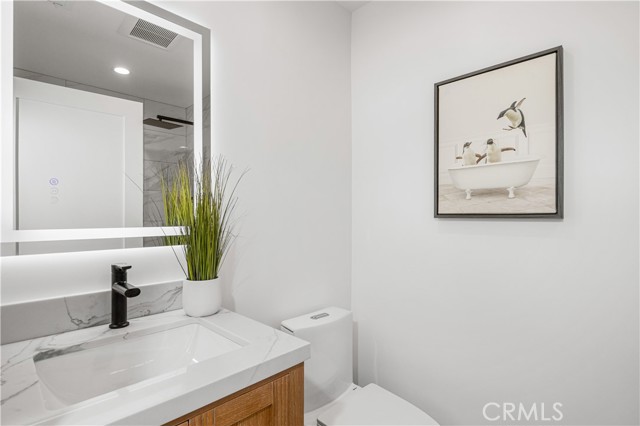 MLS #OC25238667 image #34