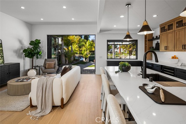 MLS #OC25238667 image #4