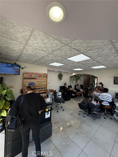 MLS #OC25238675 image #3