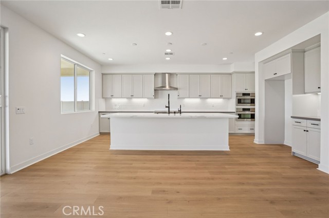 MLS #OC25238804 image #2