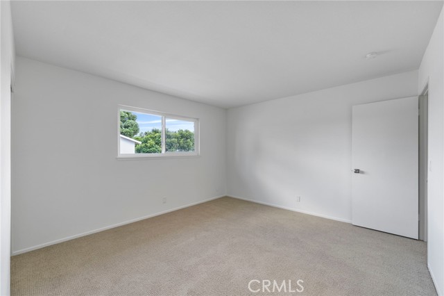 MLS #OC25238917 image #15