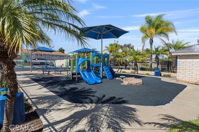 MLS #OC25238917 image #31