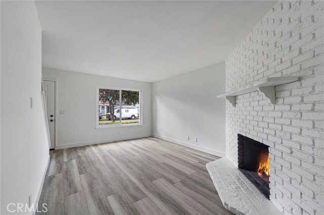 MLS #OC25238917 image #6