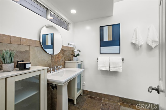 MLS #OC25238965 image #18