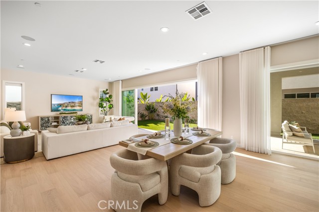 MLS #OC25239001 image #19