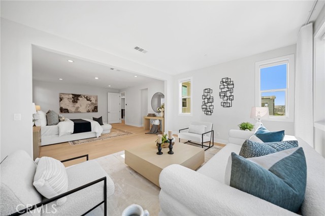 MLS #OC25239001 image #52