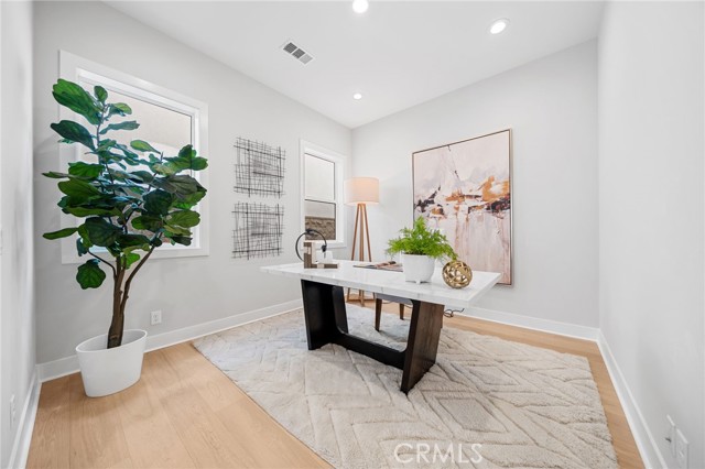 MLS #OC25239001 image #7