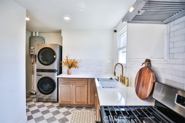 MLS #OC25239053 image #14