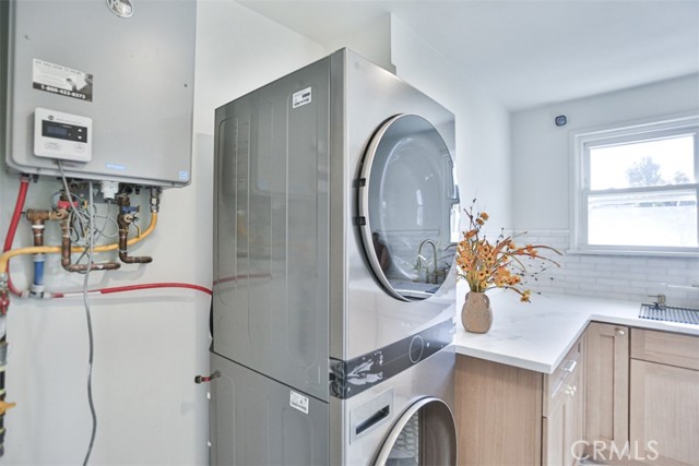 MLS #OC25239053 image #18