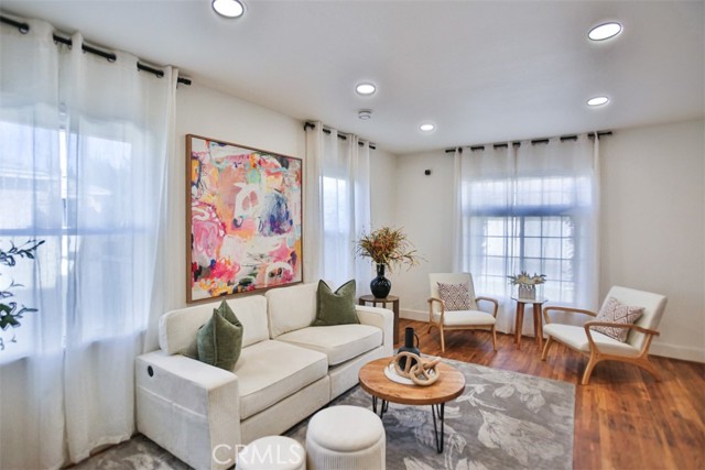 MLS #OC25239053 image #6