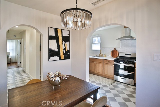 MLS #OC25239053 image #9