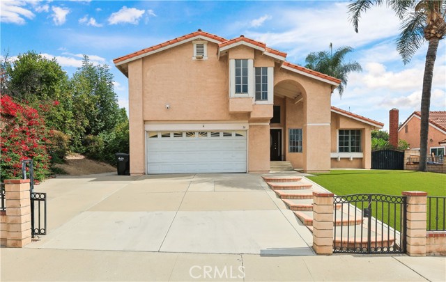 MLS #OC25239074 image #1