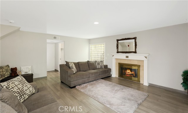 MLS #OC25239074 image #19