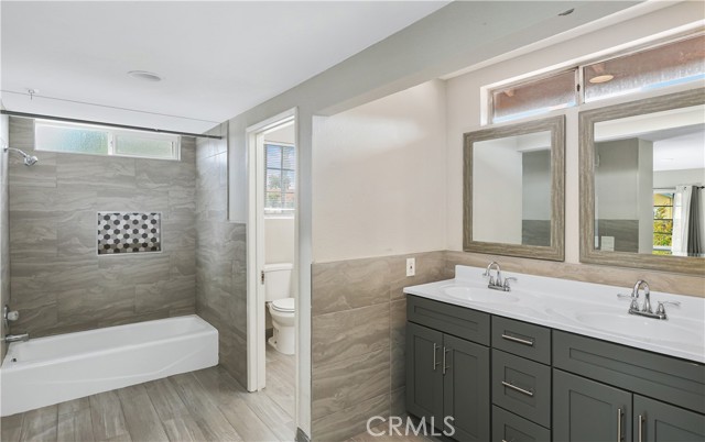 MLS #OC25239074 image #27