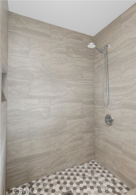 MLS #OC25239074 image #35