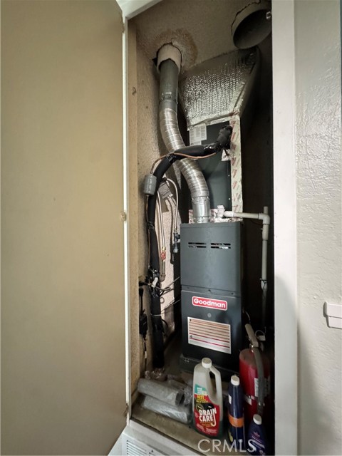 MLS #OC25239093 image #11