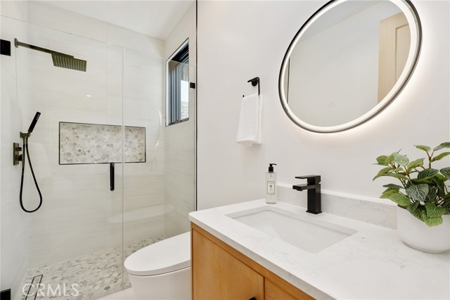 MLS #OC25239145 image #37