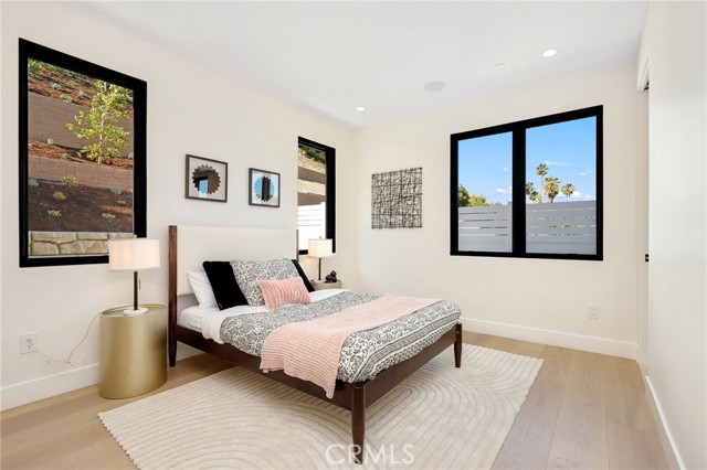 MLS #OC25239145 image #38