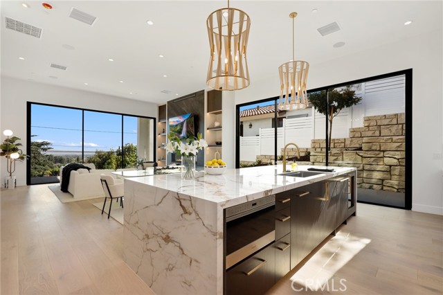 MLS #OC25239145 image #9