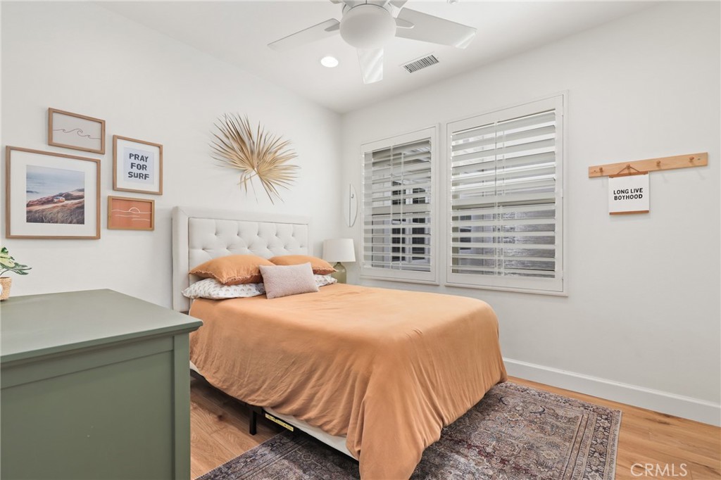 MLS #OC25239186 image #17