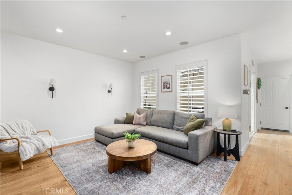 MLS #OC25239186 image #6