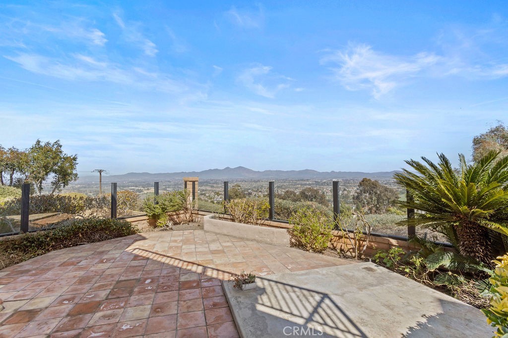 MLS #OC25239198 image #12