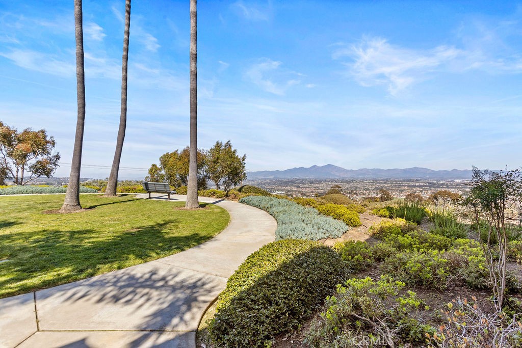 MLS #OC25239198 image #15