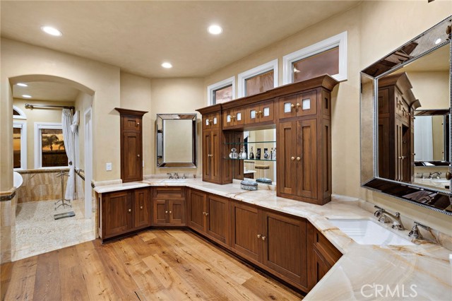 MLS #OC25239267 image #38