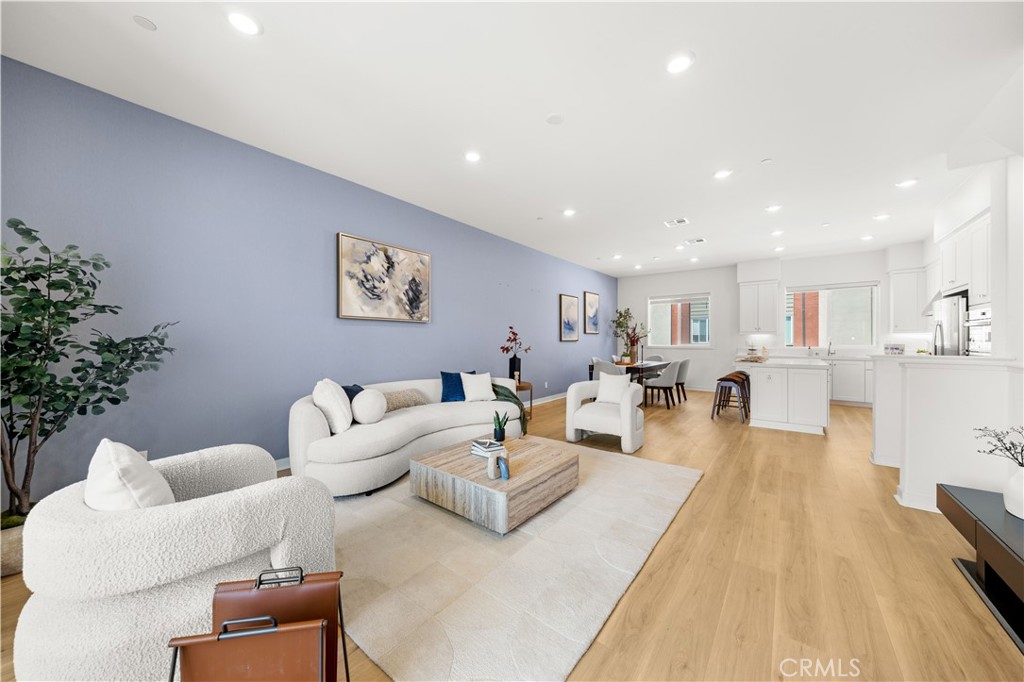 MLS #OC25179758 image #11