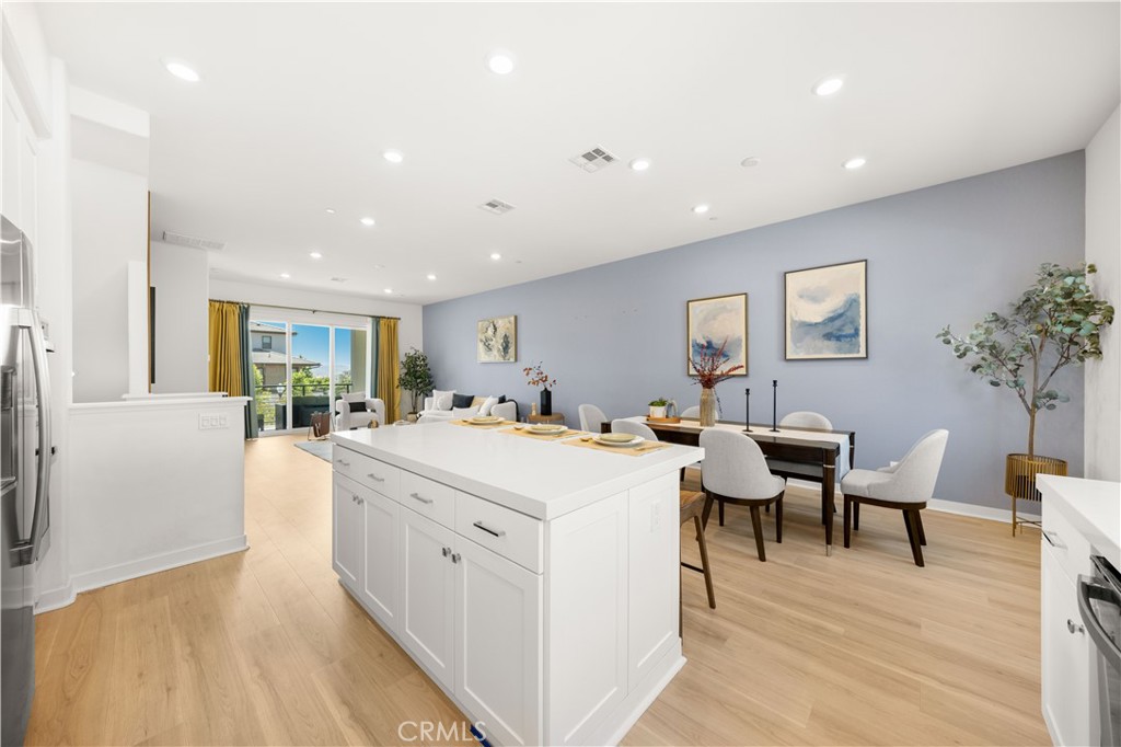 MLS #OC25179758 image #17