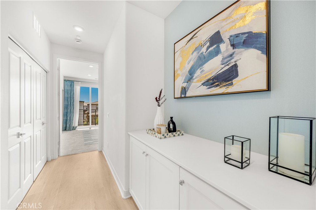 MLS #OC25179758 image #23