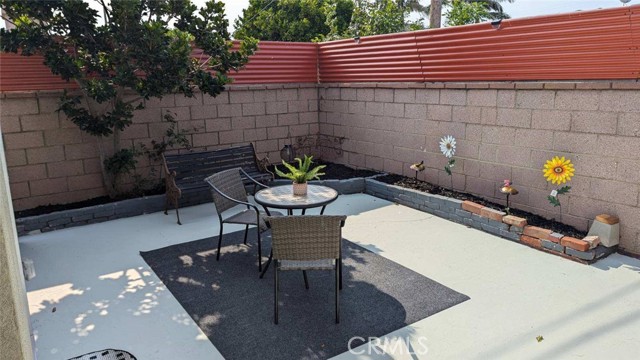 MLS #OC25239344 image #2