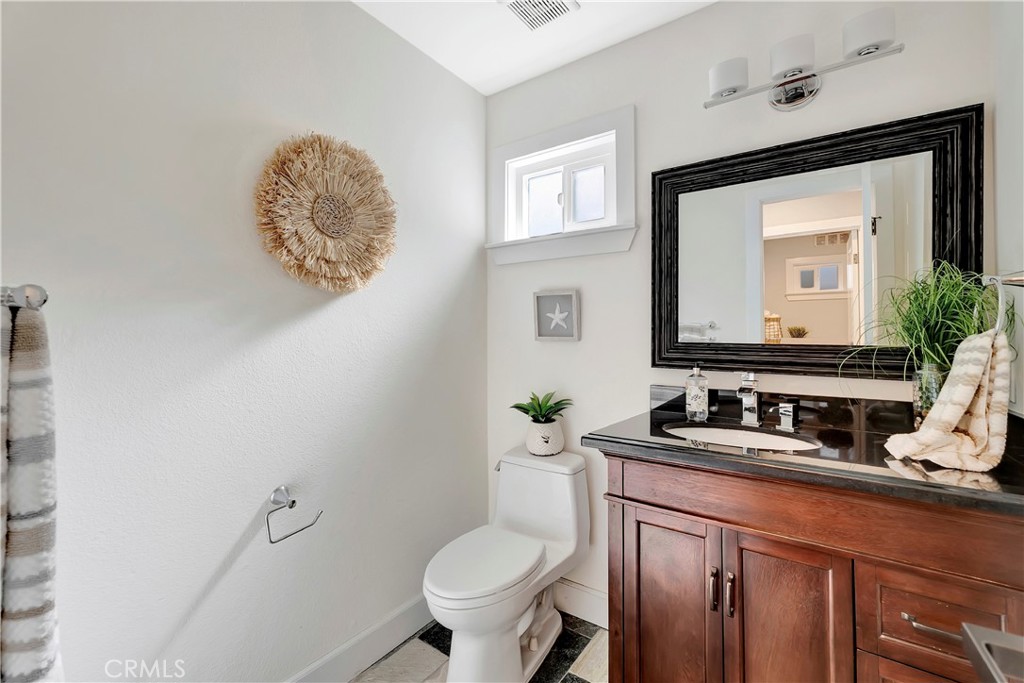 MLS #OC25239429 image #18