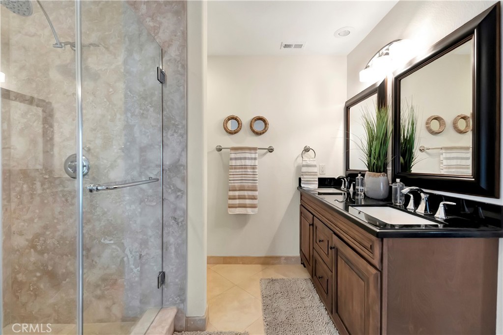 MLS #OC25239429 image #27