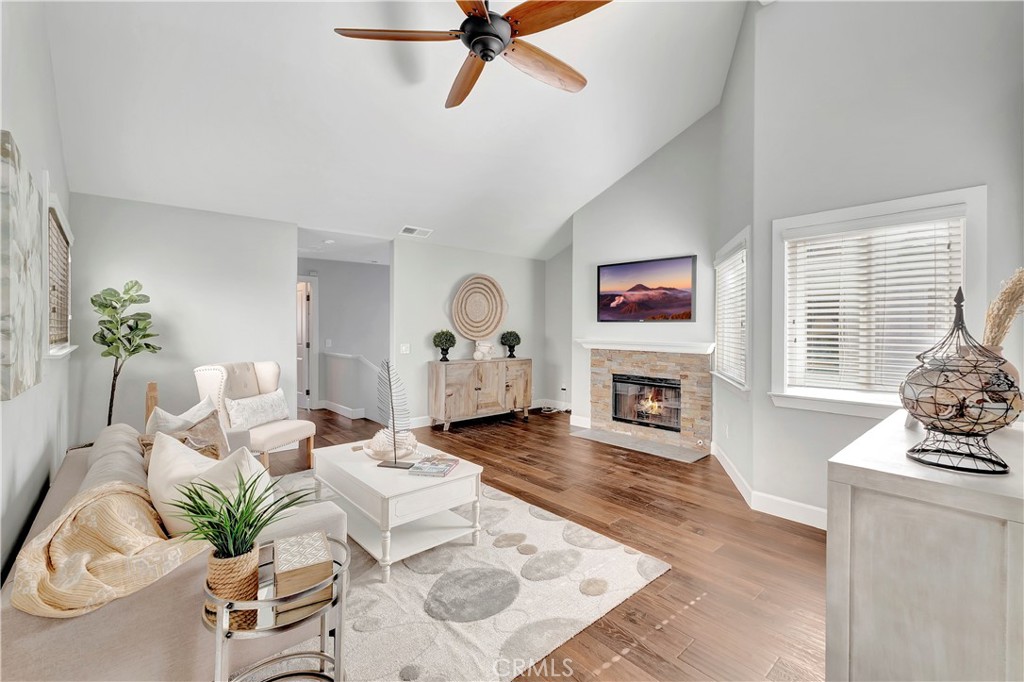 MLS #OC25239429 image #30