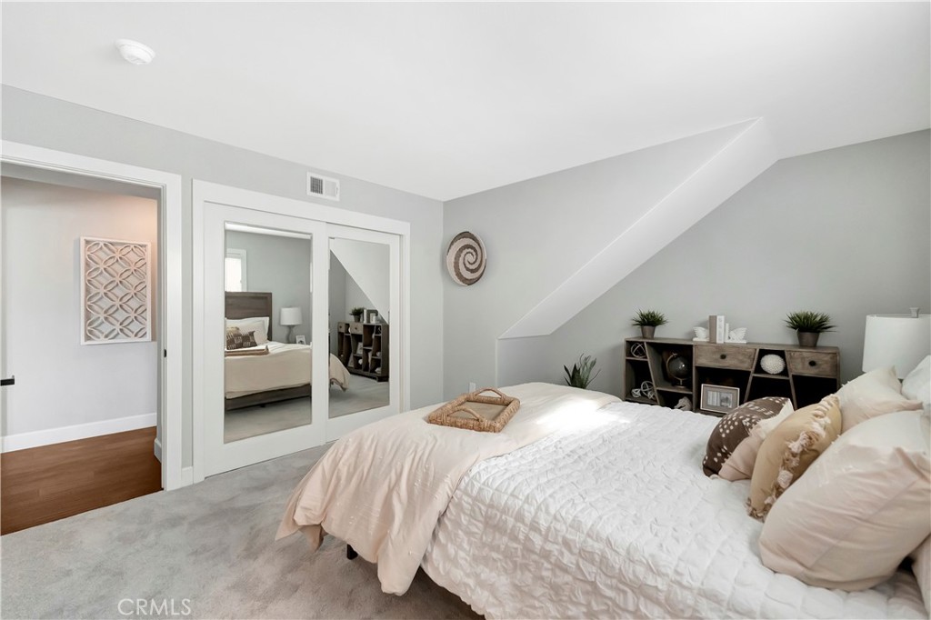 MLS #OC25239429 image #40