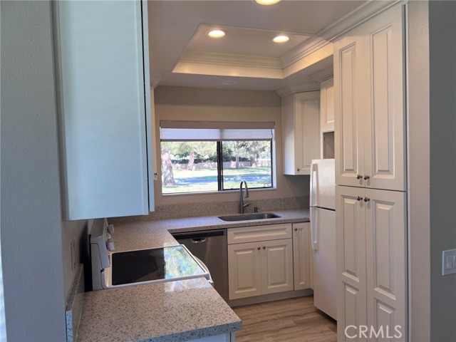 MLS #OC25239441 image #5