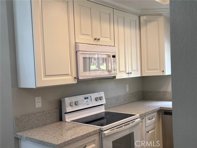 MLS #OC25239441 image #7