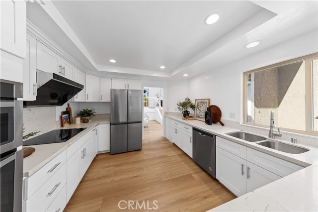 MLS #OC25239498 image #16