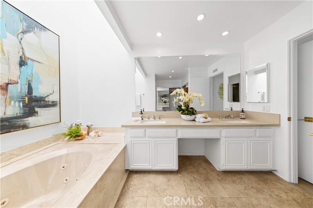 MLS #OC25239498 image #21