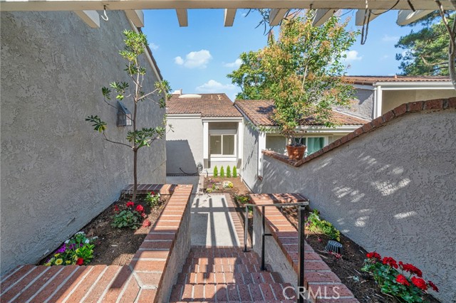 MLS #OC25239498 image #41