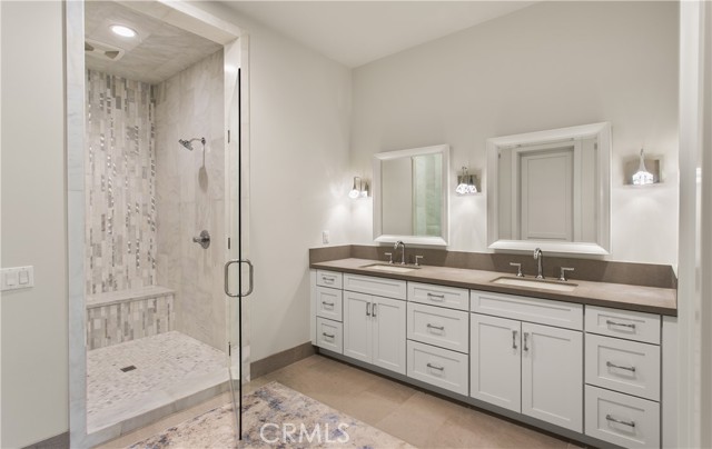 MLS #OC25239527 image #12