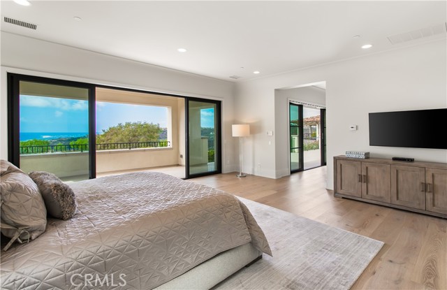 MLS #OC25239527 image #35