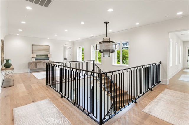 MLS #OC25239527 image #40