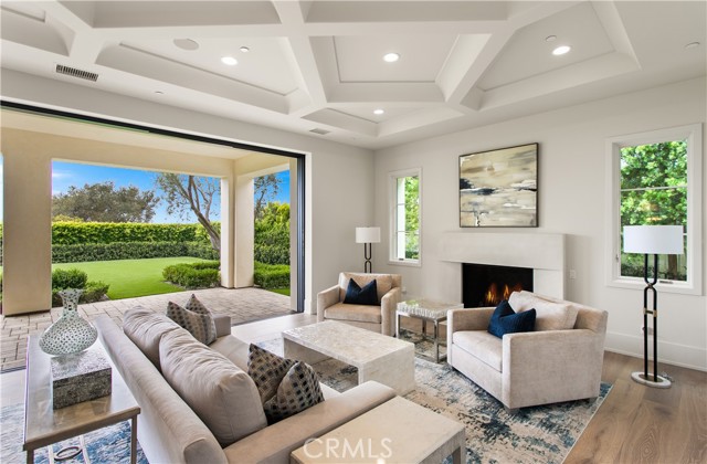 MLS #OC25239527 image #8