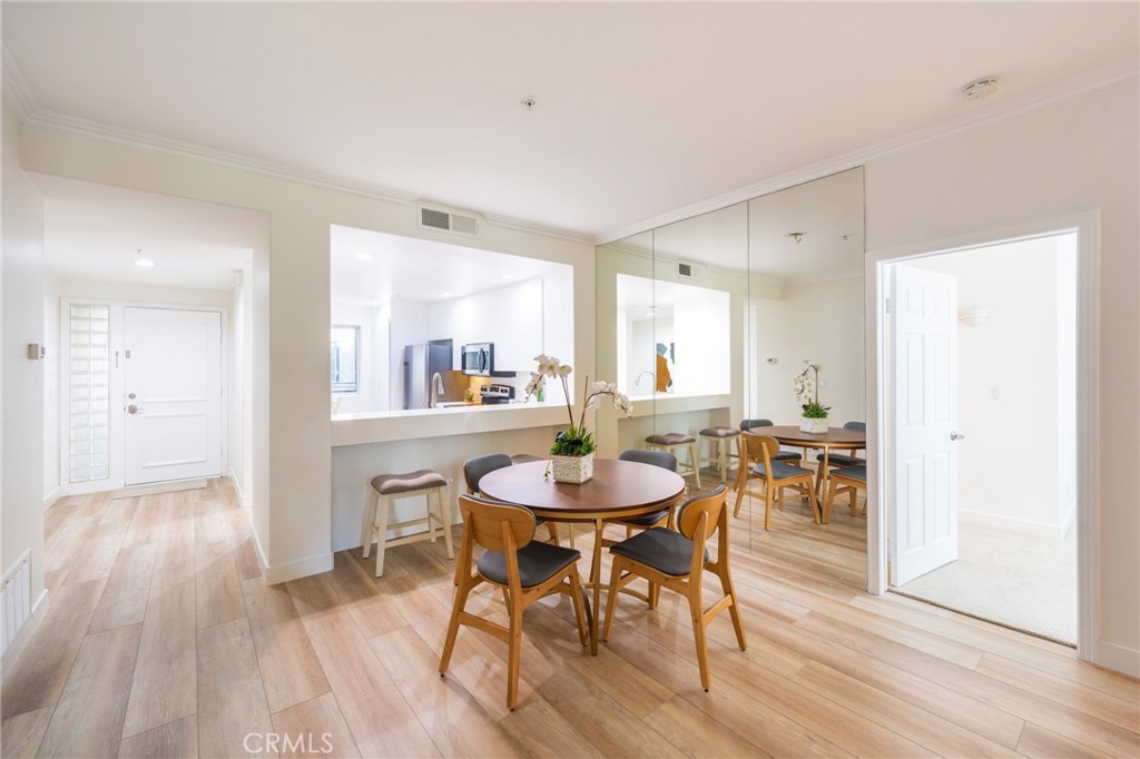 MLS #OC25239545 image #11