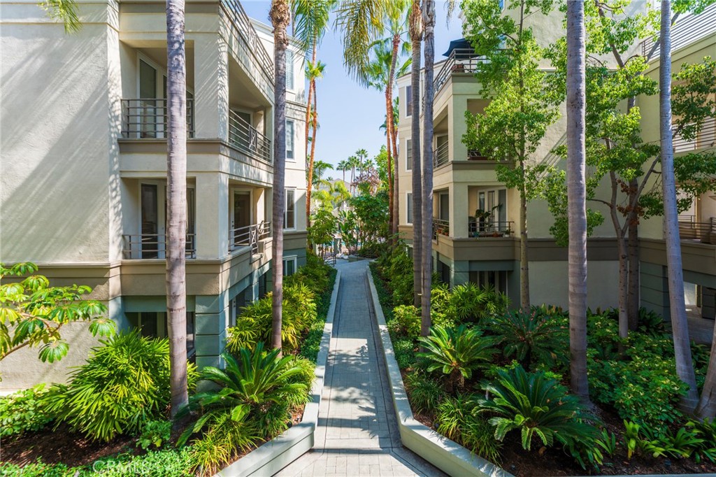 MLS #OC25239545 image #23