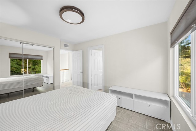 MLS #OC25239548 image #18