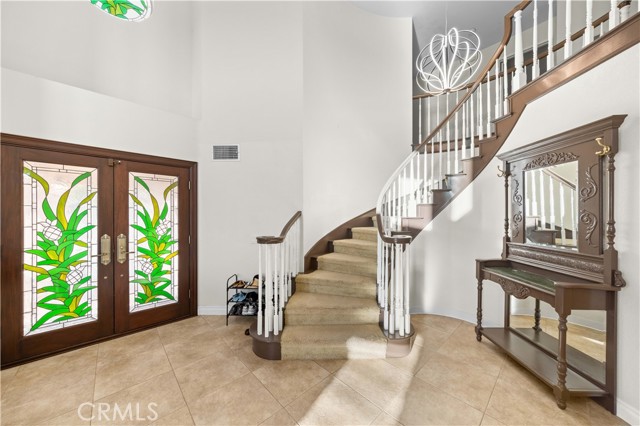 MLS #OC25239548 image #5